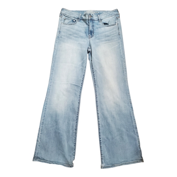 American Eagle Outfitters Denim - American Eagle Flare Jeans Super Stretch 14 No holes